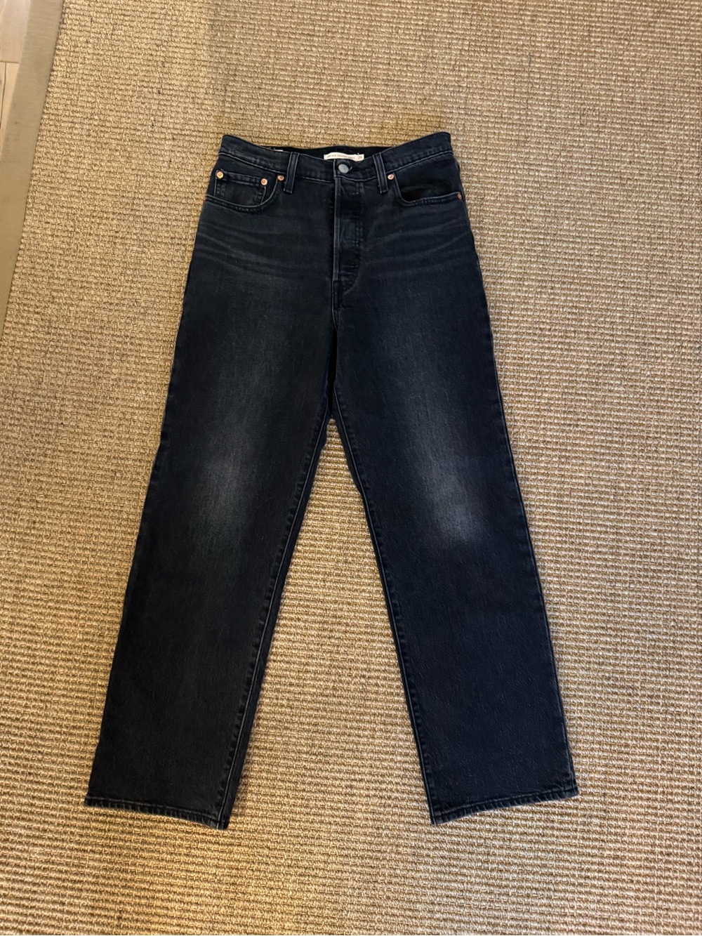 Levi's Women's High Rise Straight Jeans - Black Wash